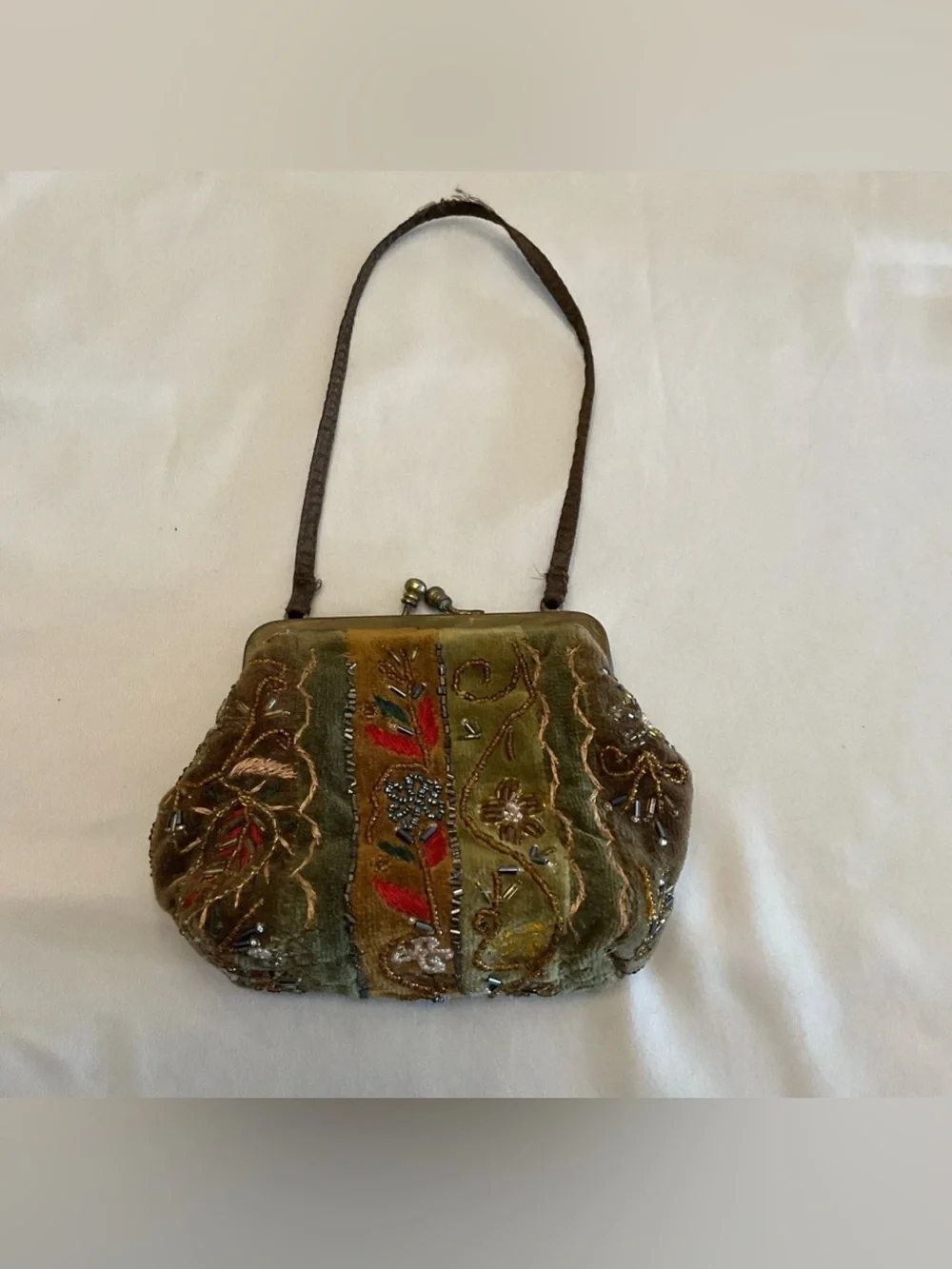 N/A elegant olive